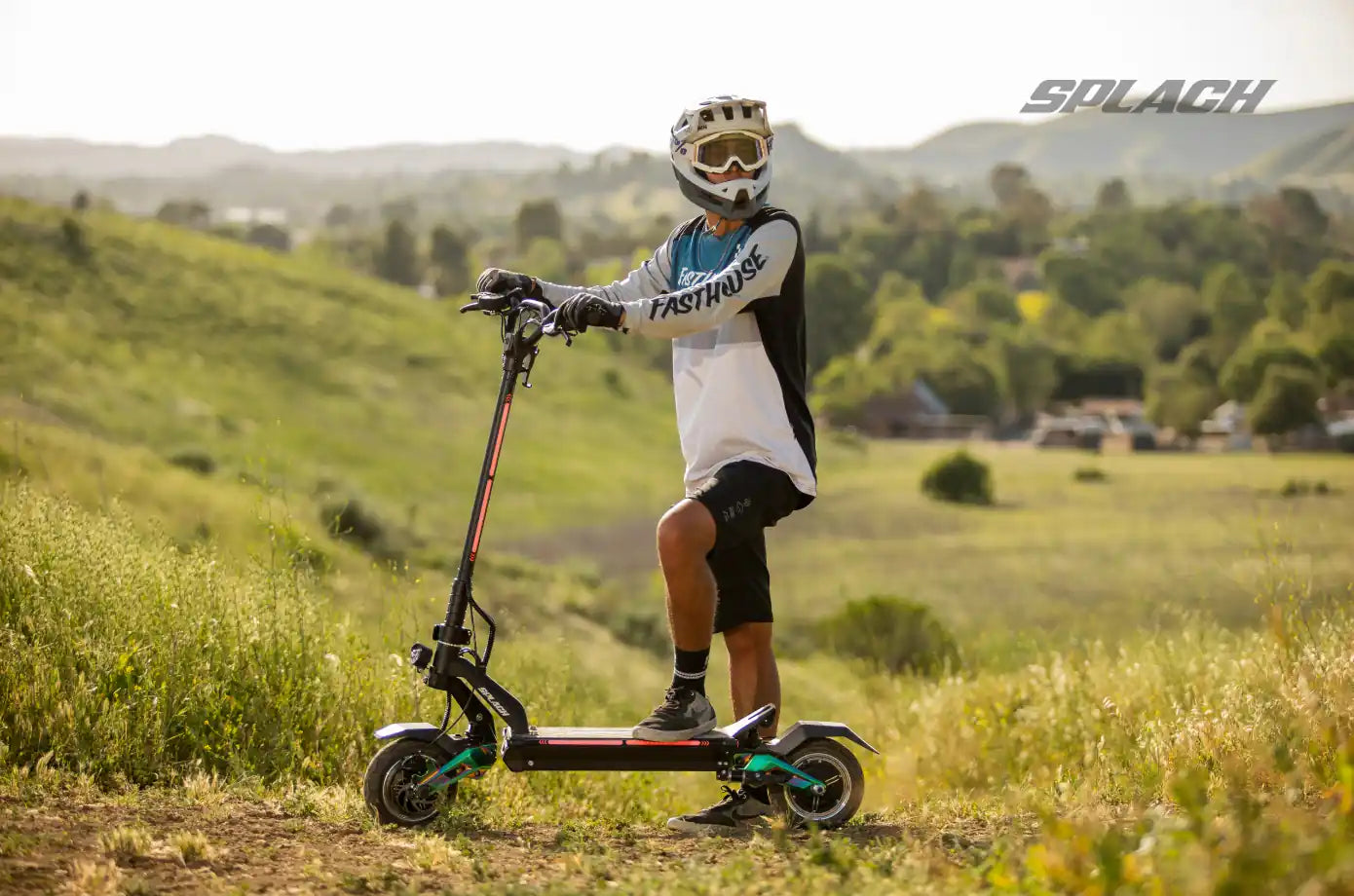 SPLACH Titan: a Dazzling SUV like 2600W E-Scooter